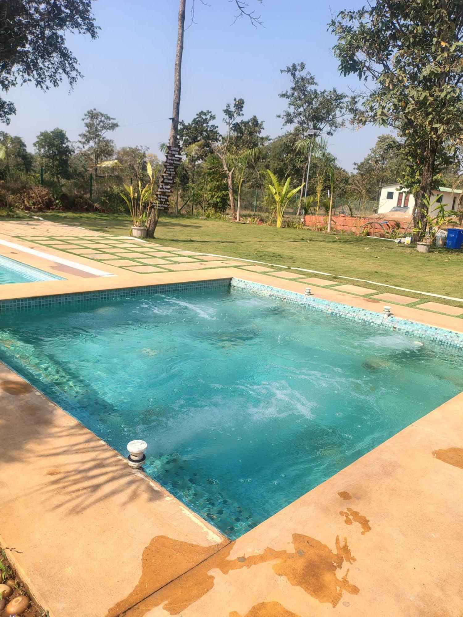 Palash The Jungle Resort Gondia Eksteriør billede